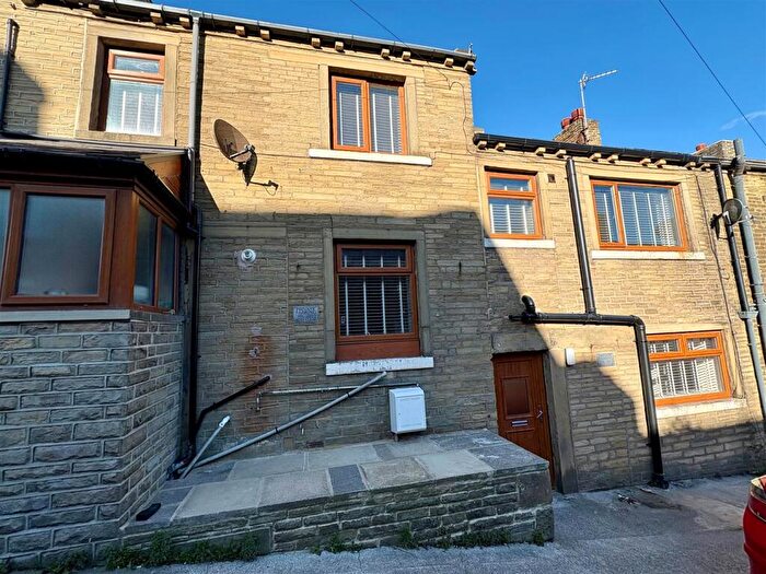 3 Bedroom Terraced House For Sale In Spring Garden Street, Queensbury, Bradford, BD13