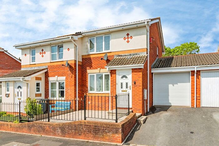 2 Bedroom Terraced House For Sale In Heligan Drive, Paignton, TQ3