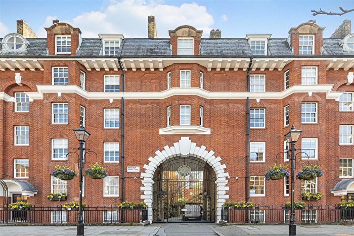 2 Bedroom Flat To Rent In Regency Street, London, SW1P