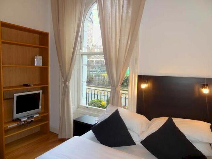 Studio To Rent In Cartwright Gardens, Bloomsbury, London, WC1H