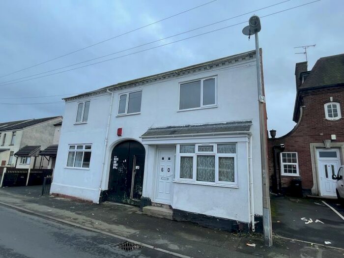 2 Bedroom Flat To Rent In Malt Mill Lane, Halesowen, Blackheath, B62