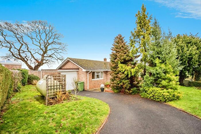 3 Bedroom Detached Bungalow For Sale In Mount Way, St. Weonards, Hereford, HR2