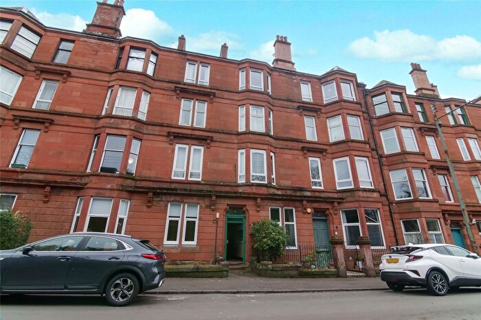 2 Bedroom Flat For Sale In Queens Park Avenue, Glasgow, G42