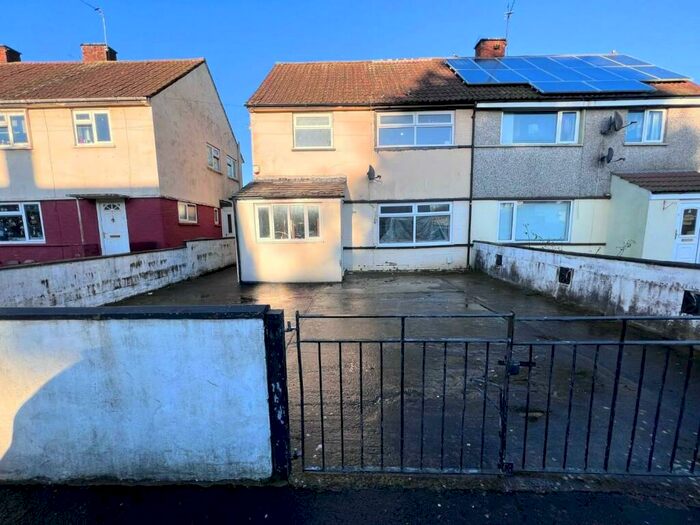 3 Bedroom Detached House To Rent In Aberbran Road, Cardiff, CF14