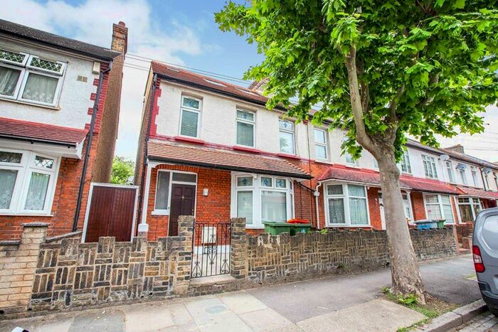5 Bedroom Terraced House To Rent In Gardner Road, London, E13
