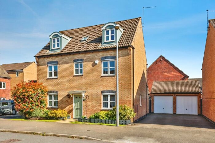 5 Bedroom Detached House For Sale In Latin Grove, Hucknall, Nottingham, Nottinghamshire, NG15