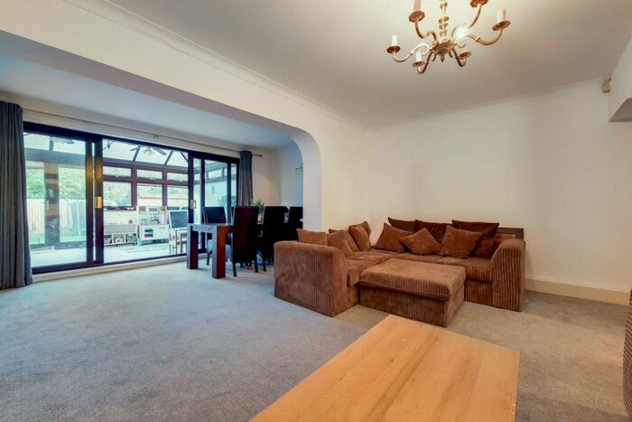 4 Bedroom House To Rent In Guildford Road, Walthamstow, London, E17