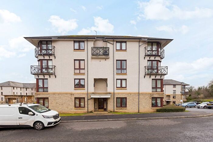 3 Bedroom Flat For Sale In Greenpark, Edinburgh, EH17