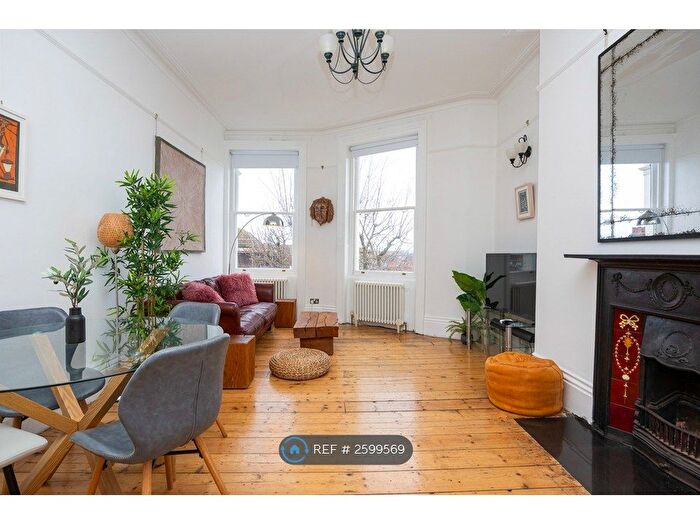 2 Bedroom Flat To Rent In Denmark Terrace, Brighton, BN1