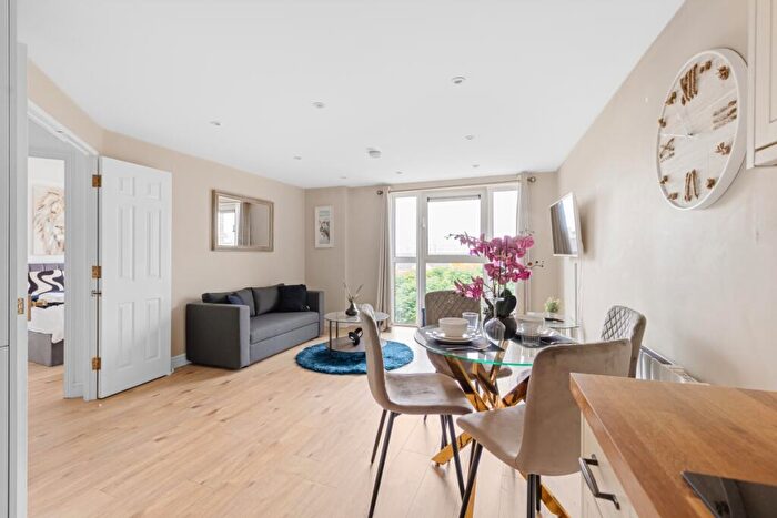 1 Bedroom Apartment To Rent In Glaisher Street London, SE8