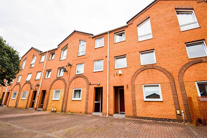 5 Bedroom Terraced House To Rent In Cyclops Mews, Canary Wharf, London, E14