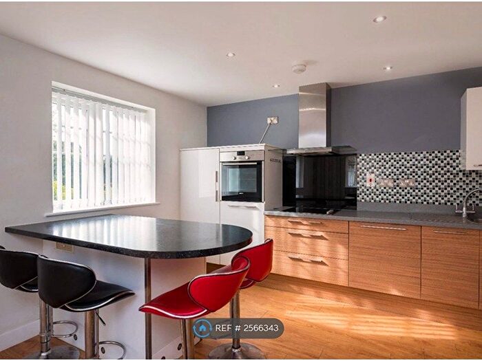 2 Bedroom Flat To Rent In Birch Close, Huntington, York, YO31