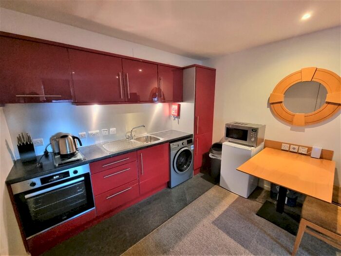 1 Bedroom Flat To Rent In Rosemount Viaduct, Rosemount, Aberdeen, AB25