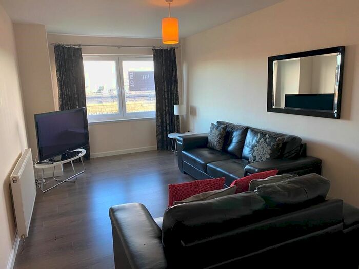 2 Bedroom Flat To Rent In Portland Street, City Centre, Aberdeen, AB11
