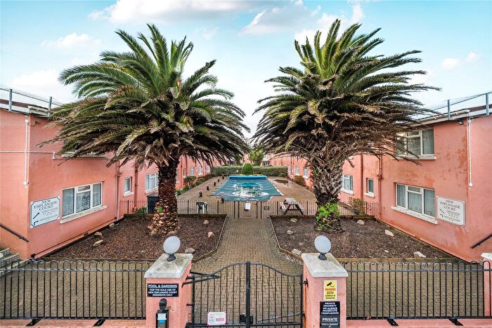 1 Bedroom Flat For Sale In Esplanade Road, Paignton, Devon, TQ4