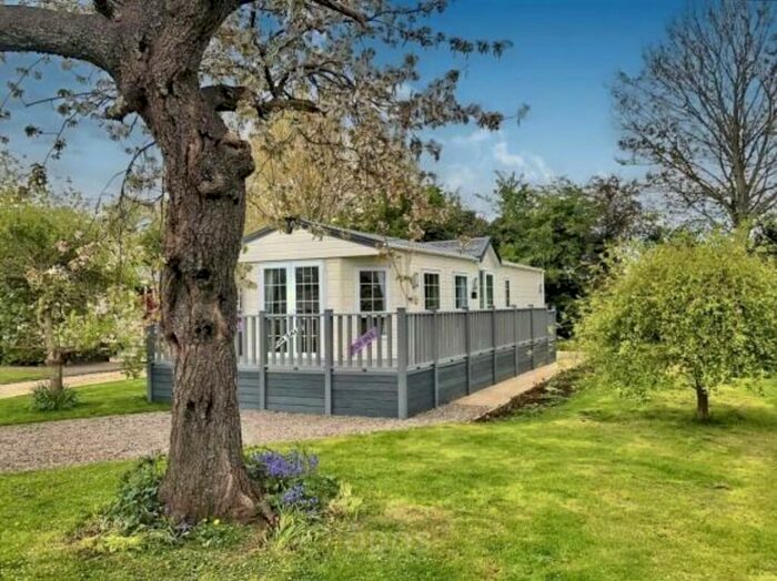 2 Bedroom Park Home For Sale In Orchard Lodge Park, Welford Road, Barton, Bradford On Avon, B50