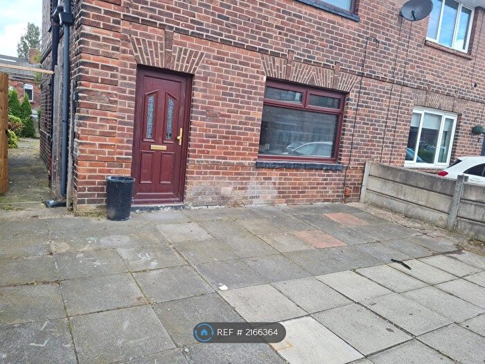 3 Bedroom Semi-Detached House To Rent In St. Andrews Grove, St. Helens, WA11