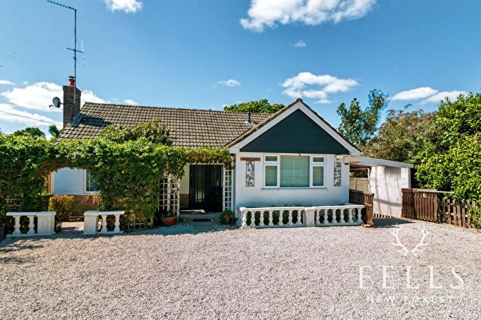 3 Bedroom Detached Bungalow For Sale In Ringwood Road, Bransgore, BH23