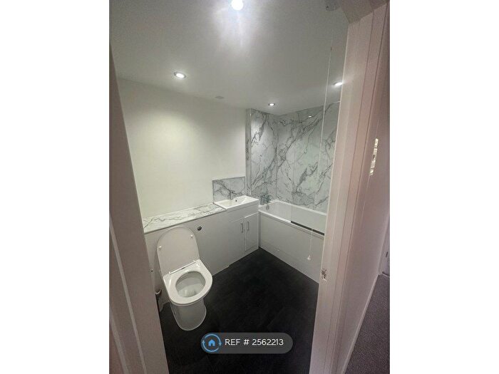 2 Bedroom Maisonette To Rent In Park Court, Harlow, CM20