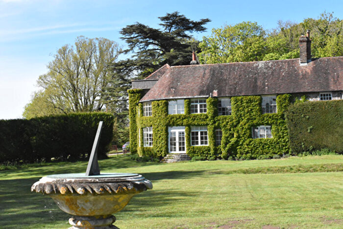 Country House To Rent In Langbourne House, Dorset, DT11