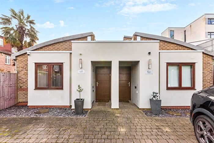 3 Bedroom Semi-Detached House For Sale In Equity Mews, London, W5
