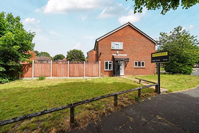 1 Bedroom End Of Terrace House For Sale In Brantwood Way, Orpington, BR5