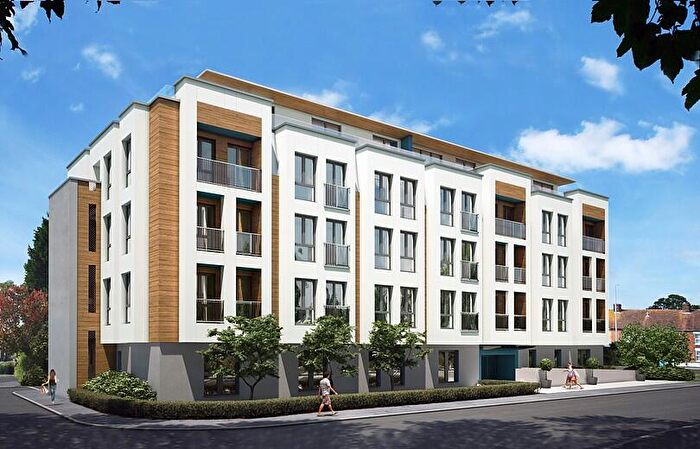2 Bedroom Flat To Rent In New Orchard, Poole, BH15