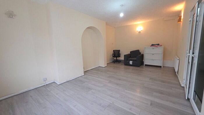 3 Bedroom Terraced House To Rent In Arnold Road, Dagenham, RM9