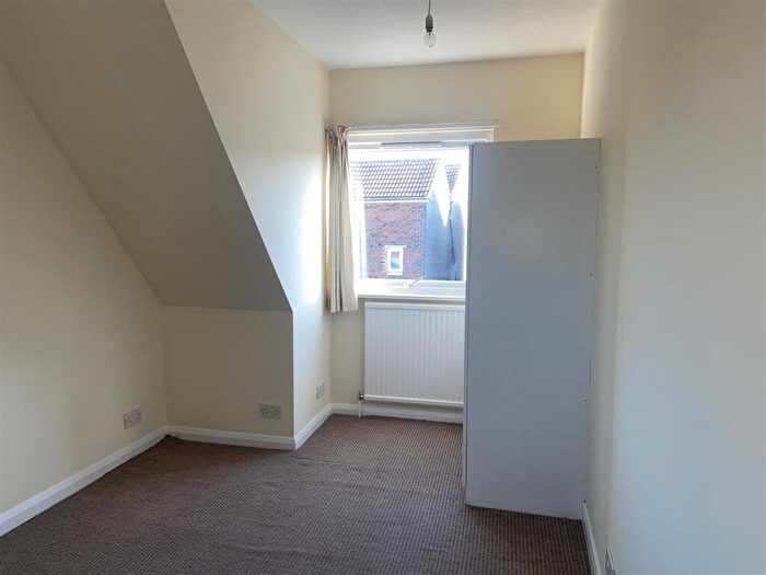 2 Bedroom Apartment To Rent In Ashburton Road, Southsea, Hampshire, PO5