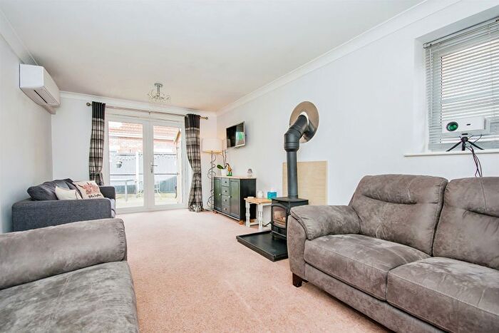2 Bedroom Property For Sale In Winceby Close, Wisbech, PE14