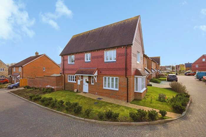 2 Bedroom Semi-Detached House For Sale In Kite Way, Hailsham, BN27