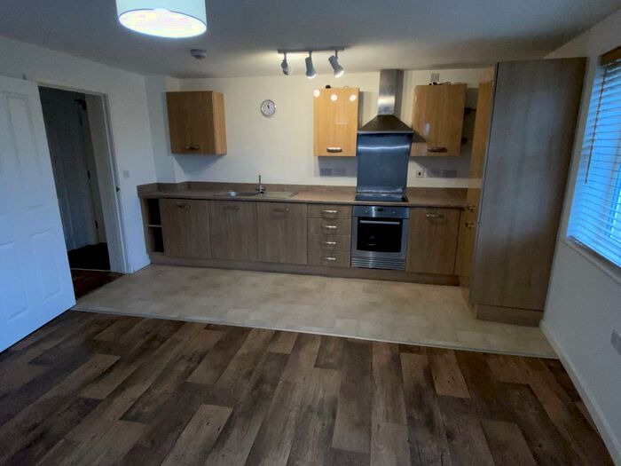 2 Bedroom Apartment To Rent In Windermere Drive, Lakeside, DN4