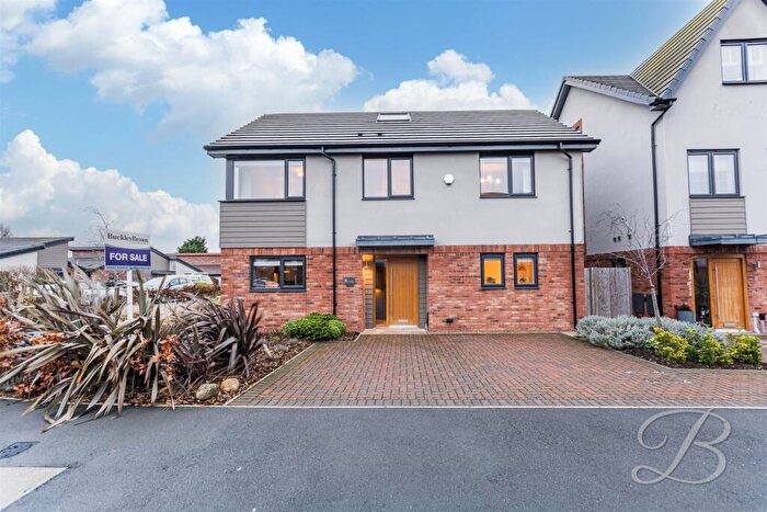 3 Bedroom Detached House For Sale In Maple Avenue, Edwinstowe, Mansfield, NG21