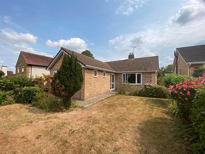 3 Bedroom Detached Bungalow For Sale In Main Street, Mudford, BA21