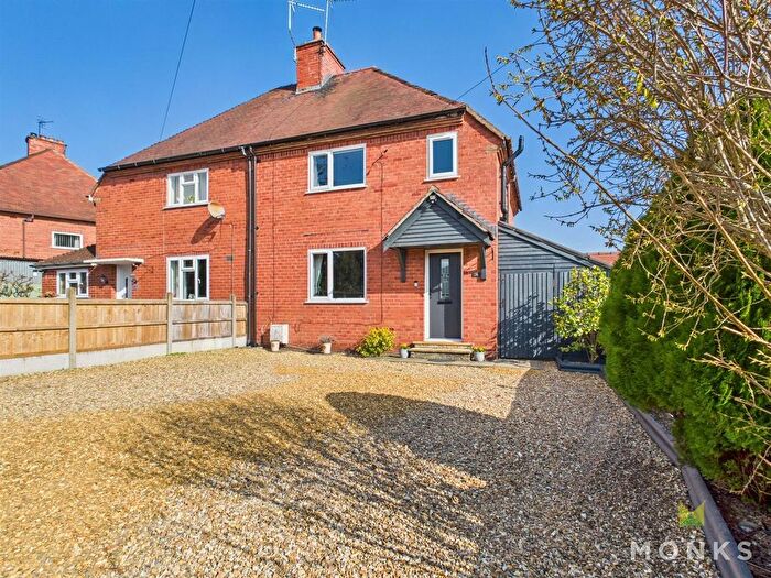 3 Bedroom Semi-Detached House For Sale In Hillview, Weston Rhyn, Oswestry, SY10