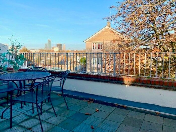 1 Bedroom Flat To Rent In Uxbridge Road, London W12