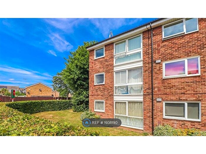 1 Bedroom Flat To Rent In Forest Road, Witham, CM8