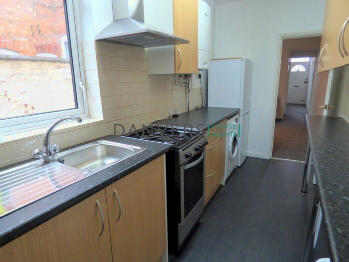 3 Bedroom Terraced House To Rent In Vaughan Street, Leicester, LE3