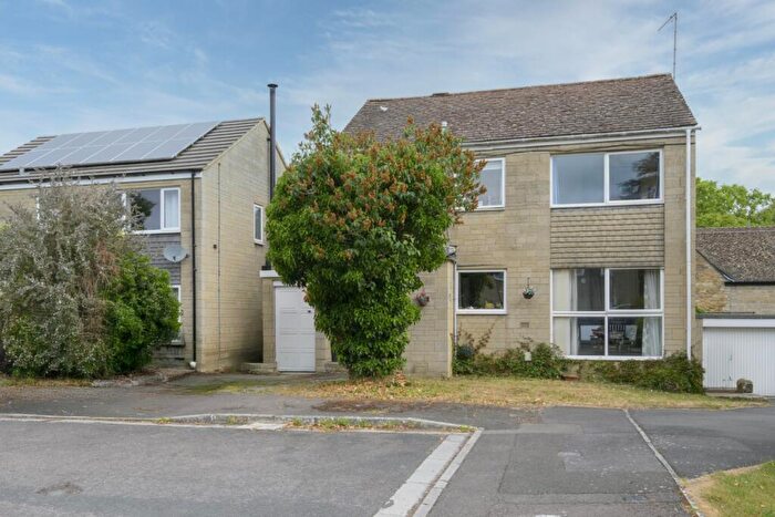 4 Bedroom Detached House For Sale In Fraziers Folly, Siddington, Cirencester, GL7