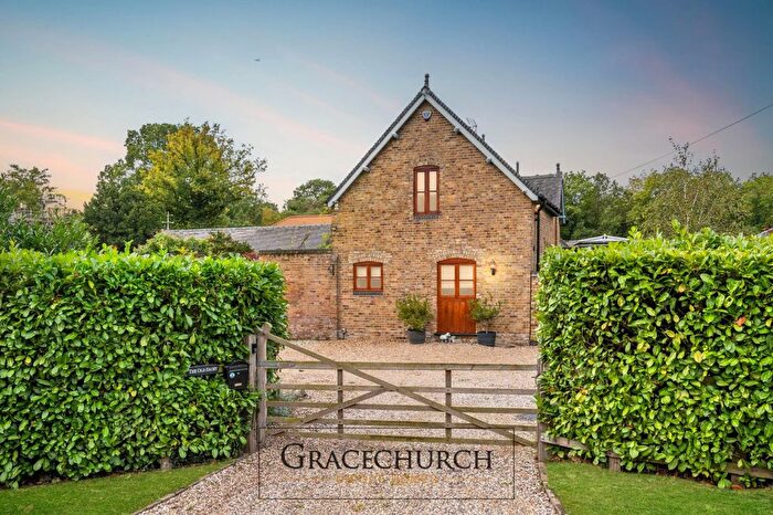 3 Bedroom Detached House For Sale In St Leonards Road, Nazeing, EN9