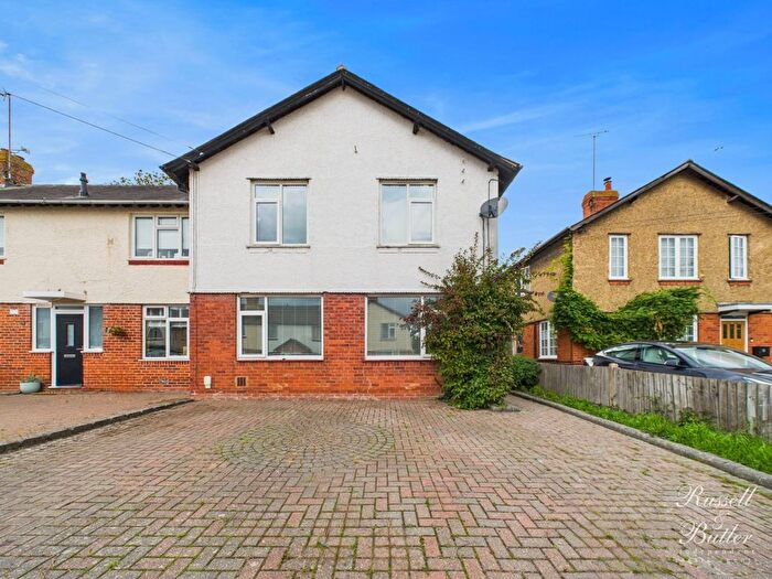4 Bedroom Semi-Detached House For Sale In Bourtonville, Buckingham, MK18