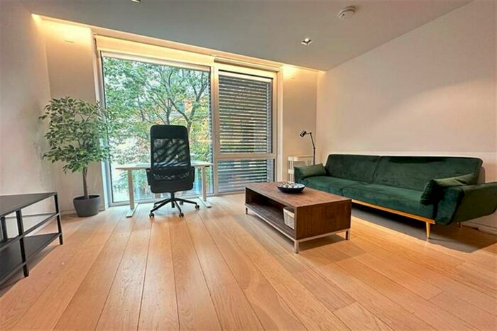 1 Bedroom Apartment For Sale In Vicary House, Bartholomew Close, Barbican, London, EC1A