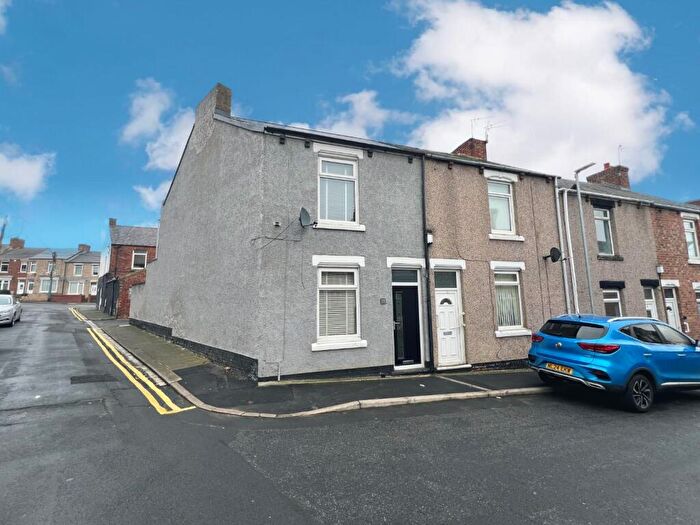 2 Bedroom End Of Terrace House For Sale In Bertha Street, Ferryhill, DL17