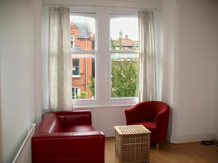 2 Bedroom Flat To Rent In Nelson Road, Crouch End, London, N8