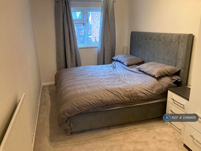 1 Bedroom Flat To Rent In Forest Road, London, E17
