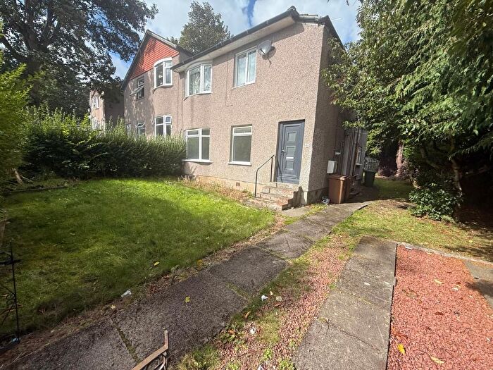 3 Bedroom Flat To Rent In Midcroft Avenue, Castlemilk, Glasgow, G44