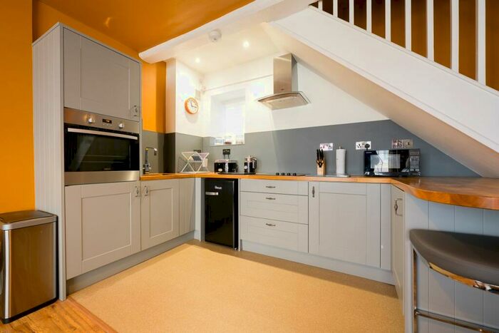 1 Bedroom Apartment To Rent In Church Street, Ross-on-Wye, HR9