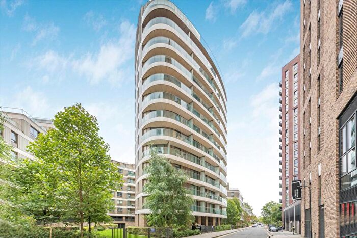 2 Bedroom Flat To Rent In North End Road, Wembley, HA9