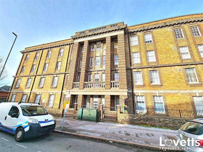 2 Bedroom Apartment For Sale In Canterbury Road, Margate, CT9