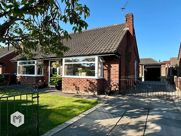 4 Bedroom Detached Bungalow For Sale In Carlton Road, Lowton, WA3